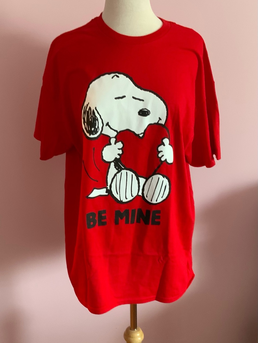 Peanuts Red Snoopy 'Be Mine' Heart Graphic Tee